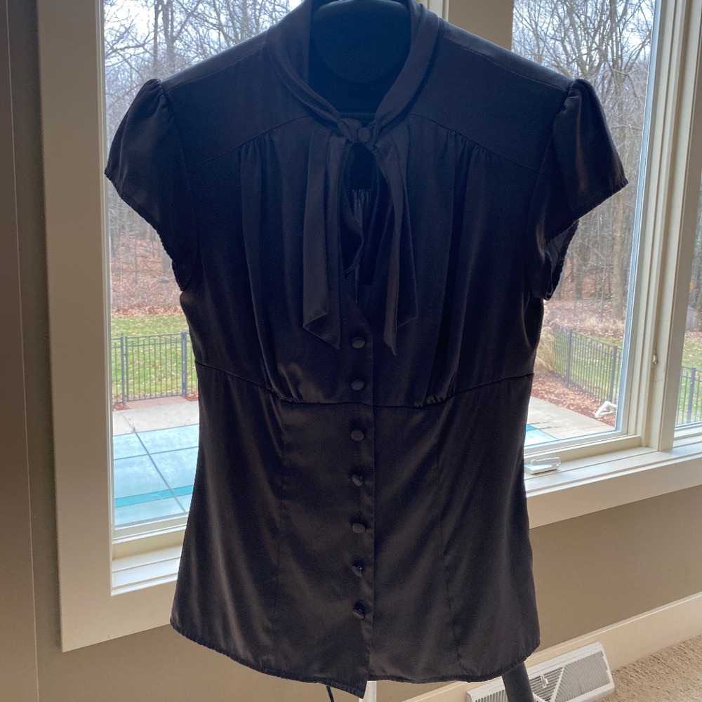 Moda Internacional Silk short sleeve blouse